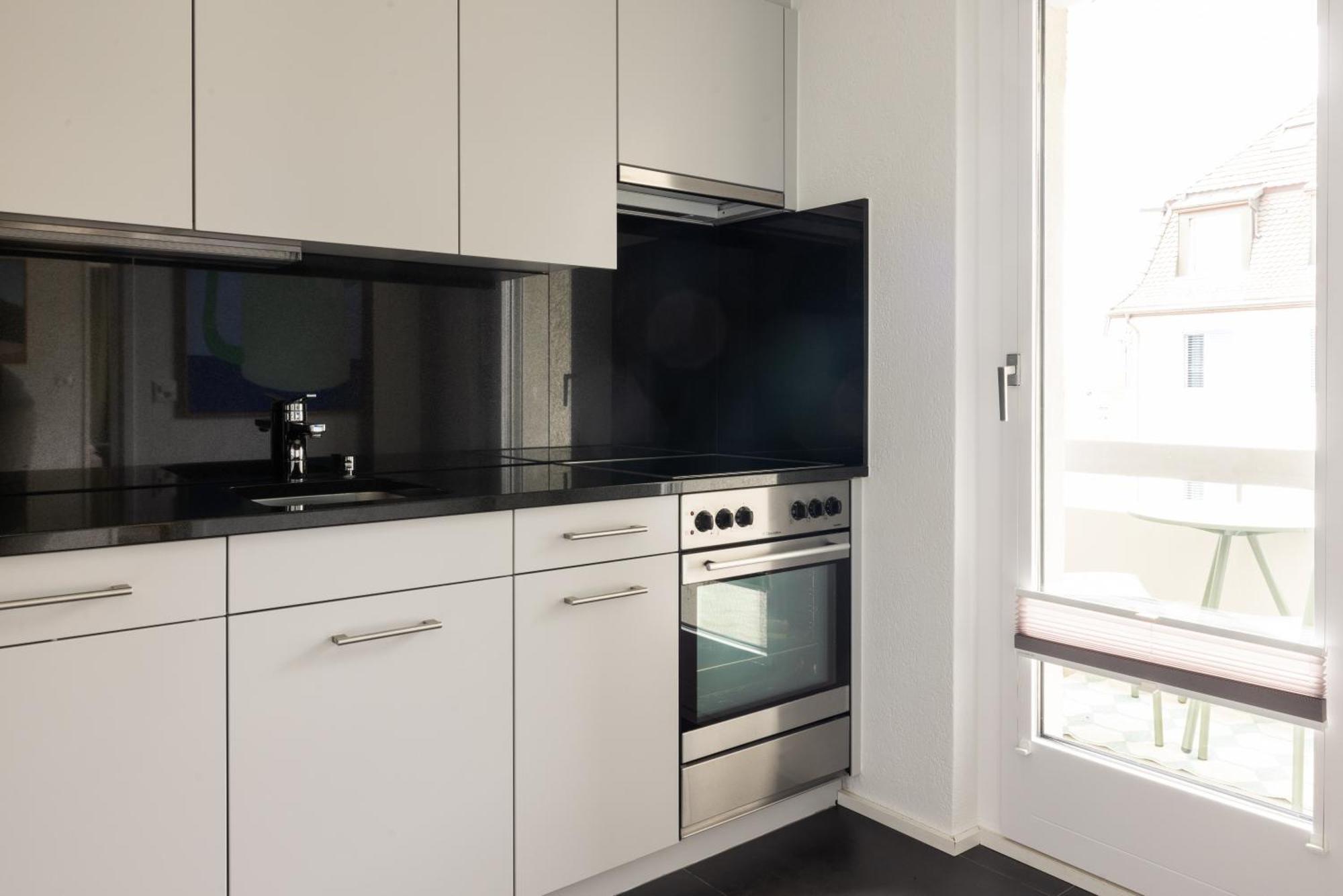 Ema House Serviced Apartments Aussersihl Zürih Dış mekan fotoğraf